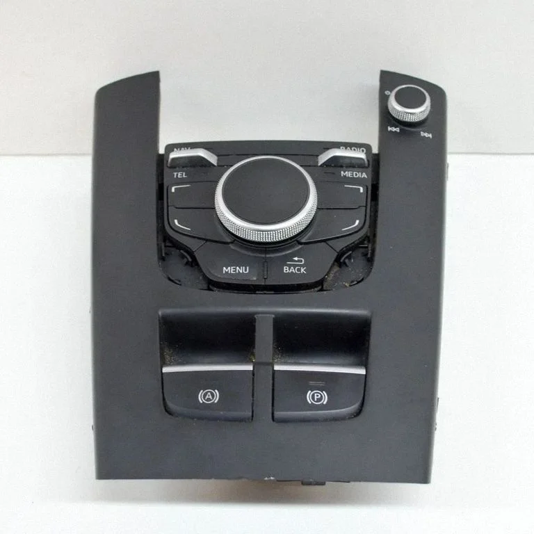Multimediju kontrolieris 8V2927225A
