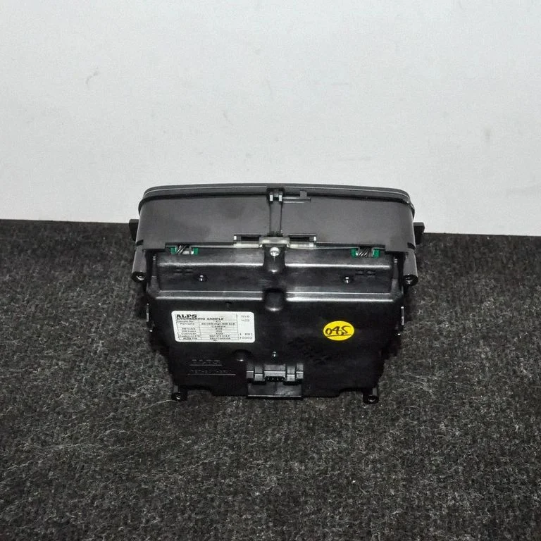 Multimediju kontrolieris 8W0919614F