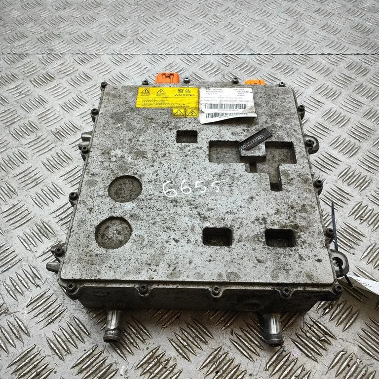 Invertors (sprieguma pārveidotājs) ZS10BC6600A