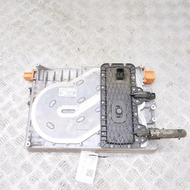 Invertors (sprieguma pārveidotājs) 1N3915684