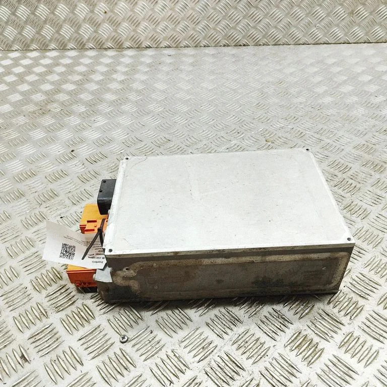 Invertors (sprieguma pārveidotājs) 5QE915684DA
