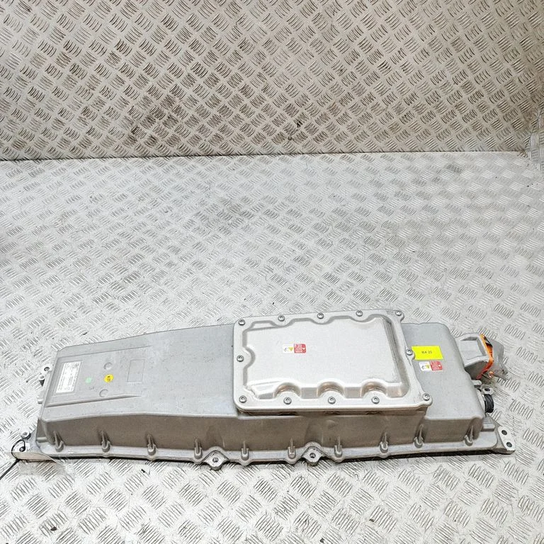 Voltage converter inverter – Porsche Taycan 9J1 (2019-)