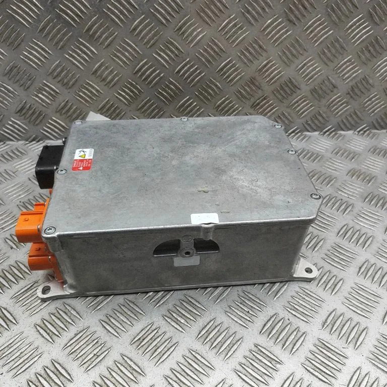 Przetwornica napięcia (inwerter) 5QE915682R