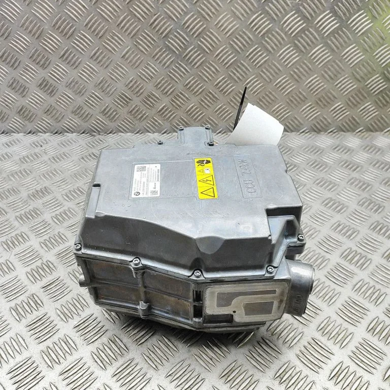 Invertors (sprieguma pārveidotājs) 5B35618
