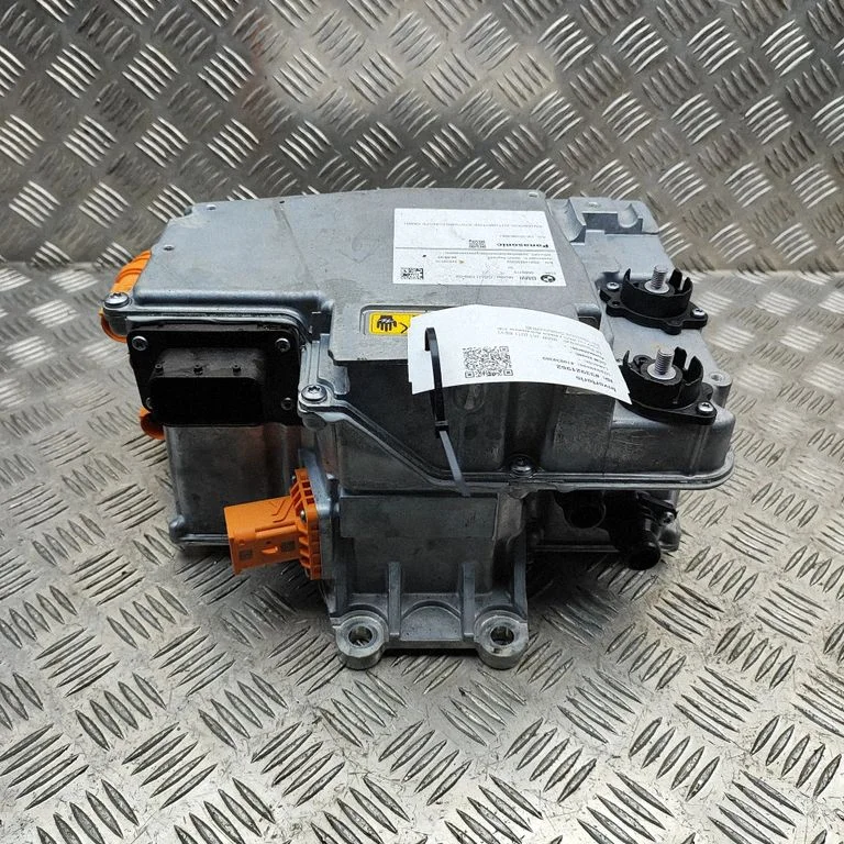 Invertors (sprieguma pārveidotājs) CCU110G