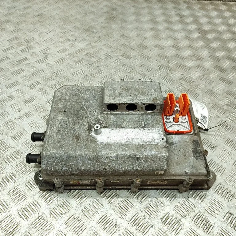 Inverter (pingemuundur) – Polestar 2 (2020-)