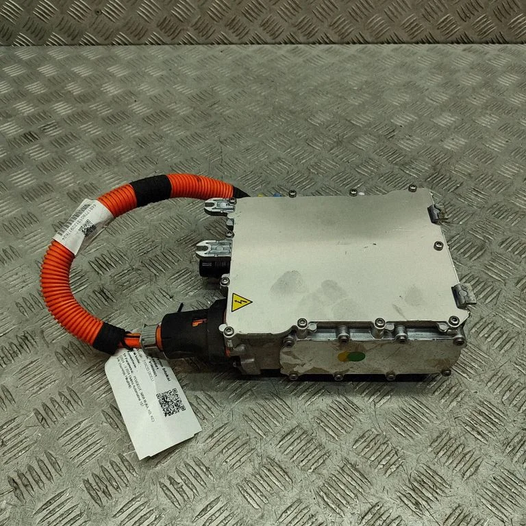 Invertors (sprieguma pārveidotājs) 9849568380