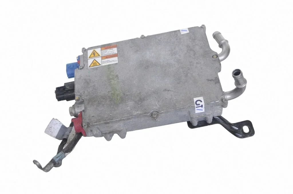 Invertors (sprieguma pārveidotājs) – Tesla Model S (2012-)