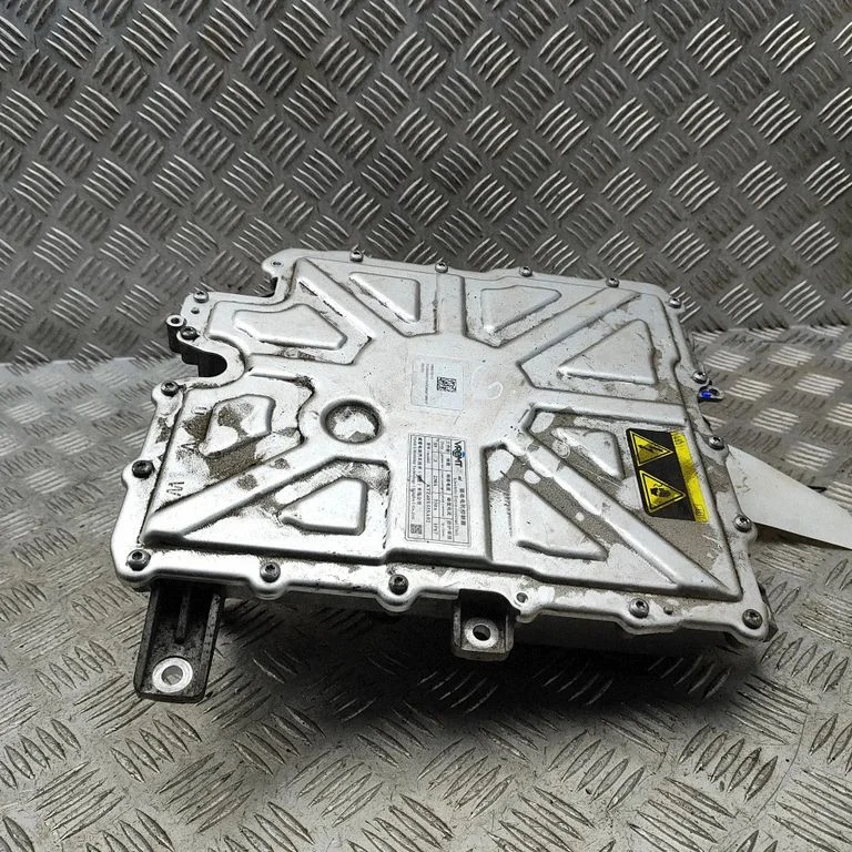 Voltage converter inverter P6608159113 – Volvo EX30 (2024-)