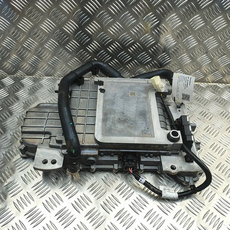 Voltage converter inverter SA3HG4004400A