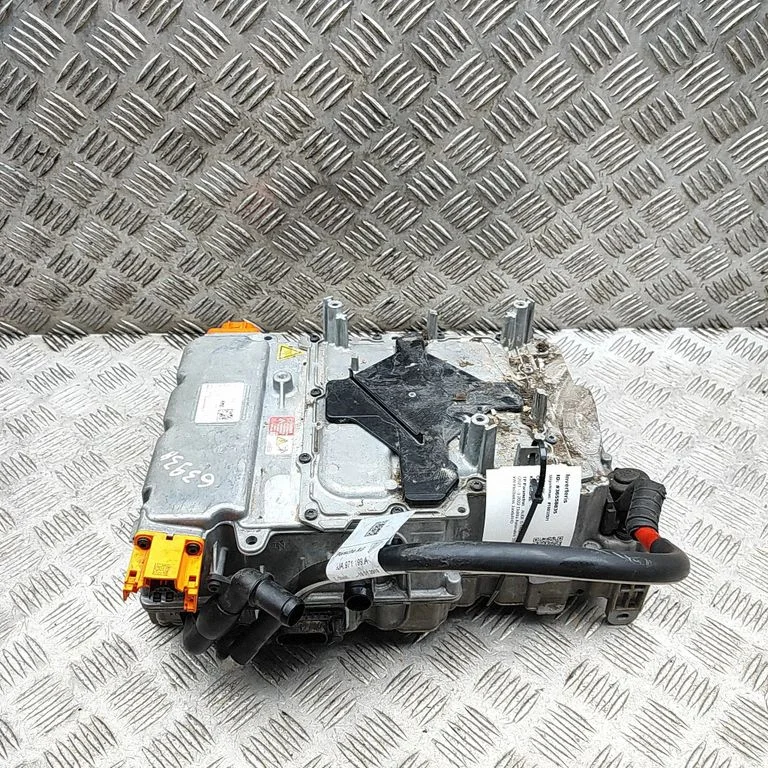 Invertors (sprieguma pārveidotājs) 9J1959663BG