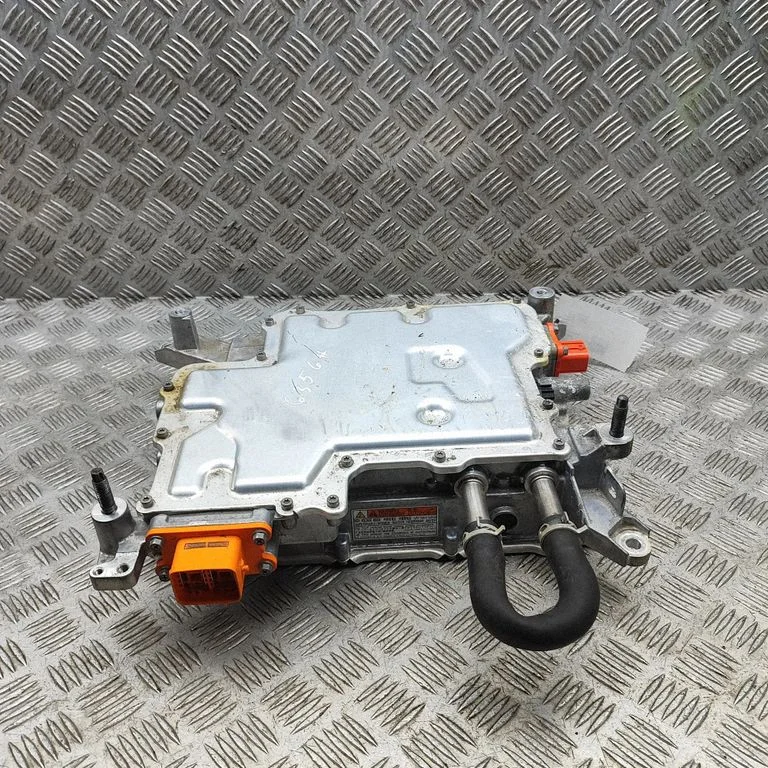 Inverter (pingemuundur) – Toyota bZ4X (2022-)