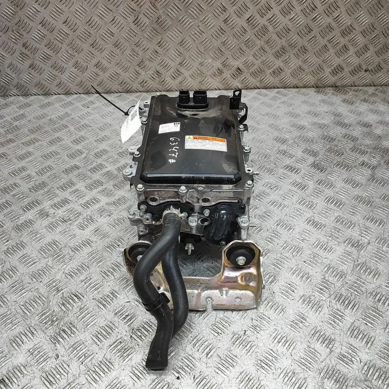 Invertors (sprieguma pārveidotājs) 2321004430
