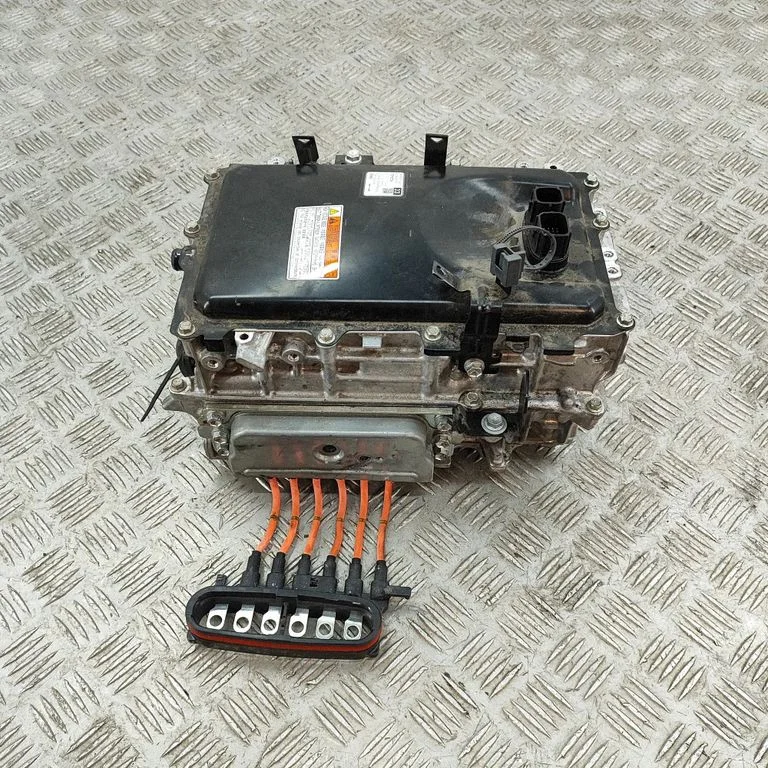 Invertors (sprieguma pārveidotājs) 2321004430