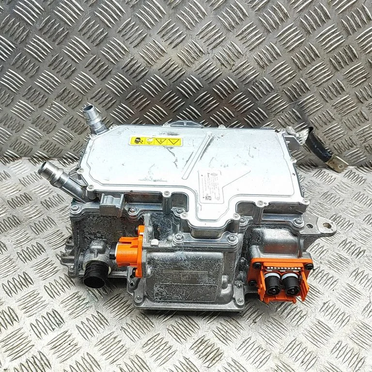 Invertors (sprieguma pārveidotājs) 292A08514R