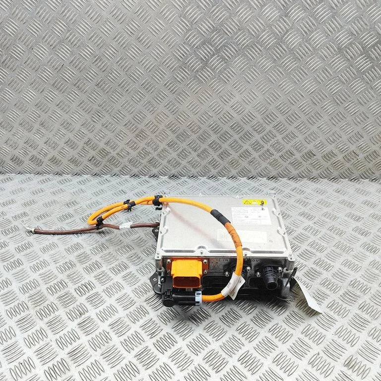 Invertors (sprieguma pārveidotājs) A0009017210