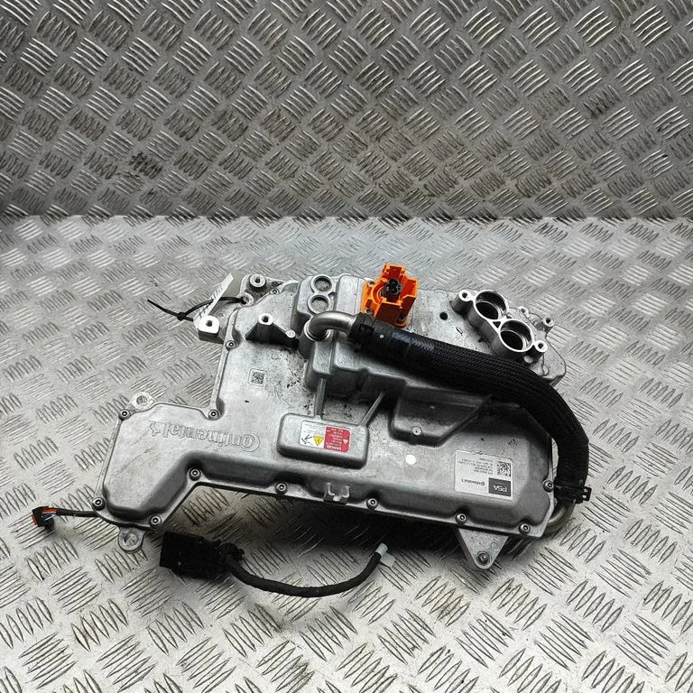 Invertors (sprieguma pārveidotājs) 9695463080