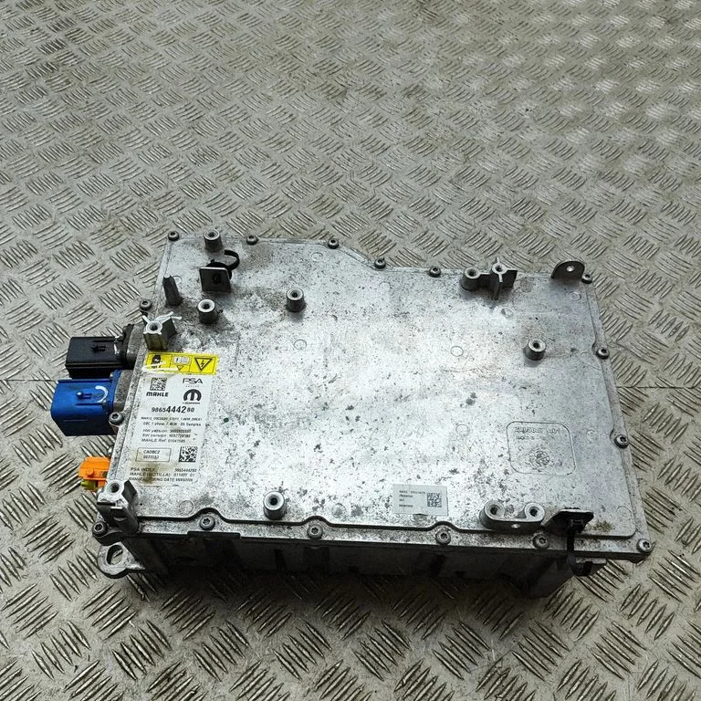 Invertors (sprieguma pārveidotājs) 9860926880