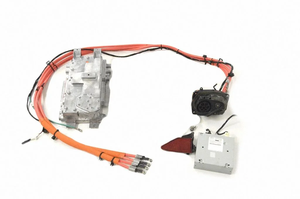 Invertors (sprieguma pārveidotājs) 100478702D
