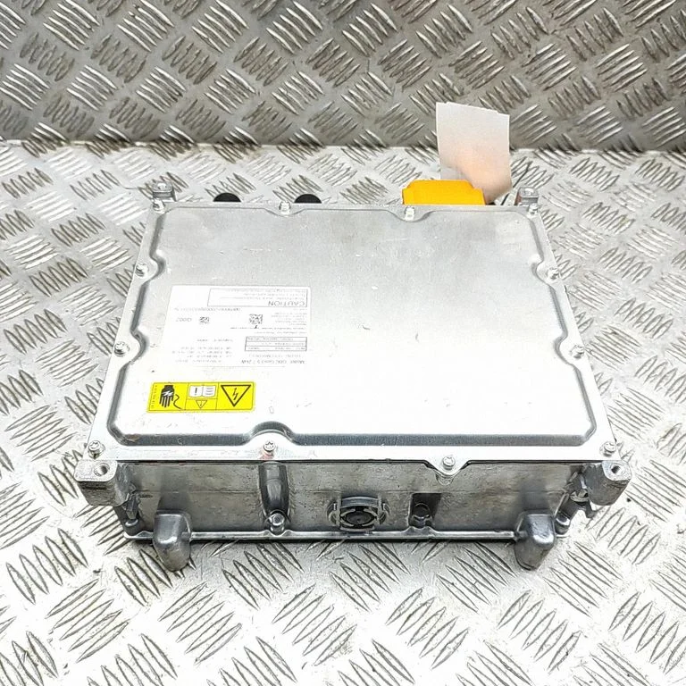 Invertors (sprieguma pārveidotājs) – Mercedes-Benz GLE klase W167 (2019-)