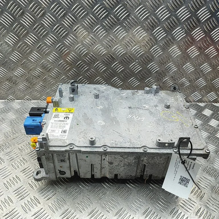 Voltage converter inverter 9697728180