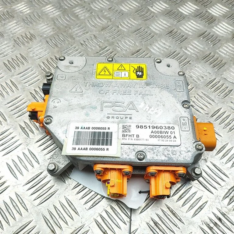 Voltage converter inverter – Peugeot 3008 III (2023-)