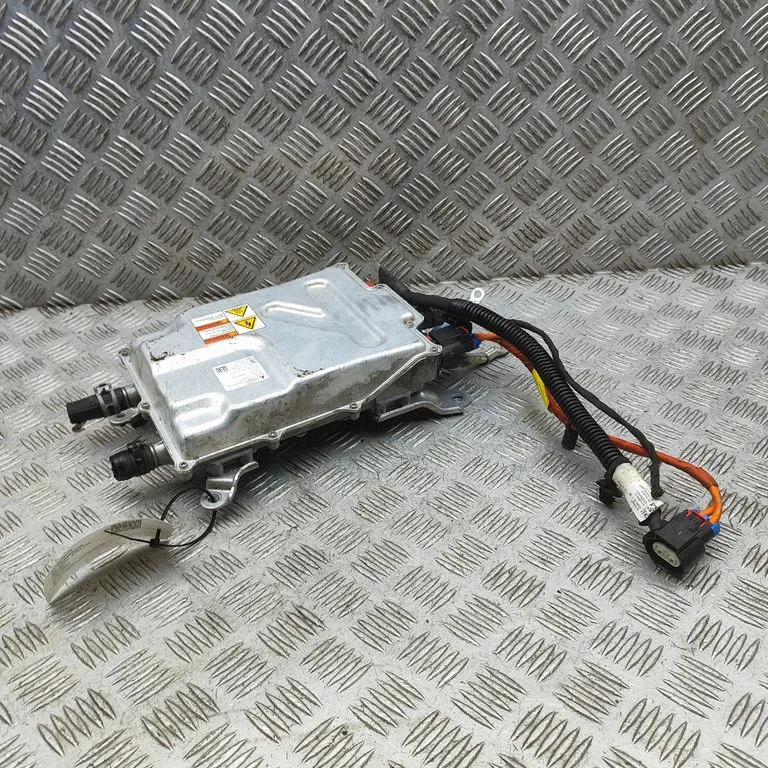 Inverter (pingemuundur) 106098500E
