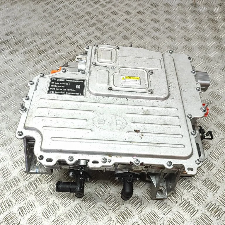 Voltage converter inverter SC2EAU2142200