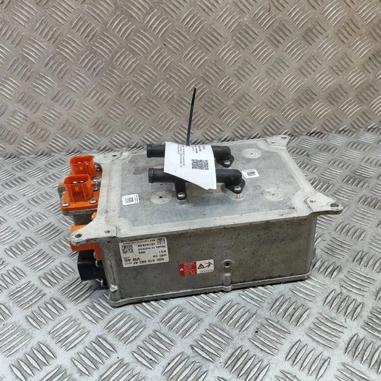 Invertors (sprieguma pārveidotājs) 12E010001B