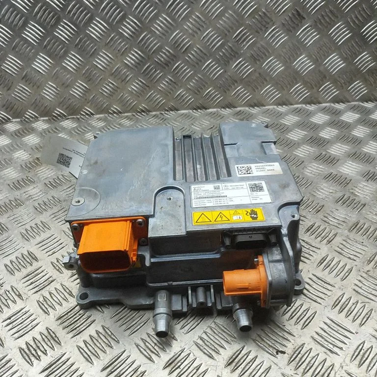 Voltage converter inverter A0009003132