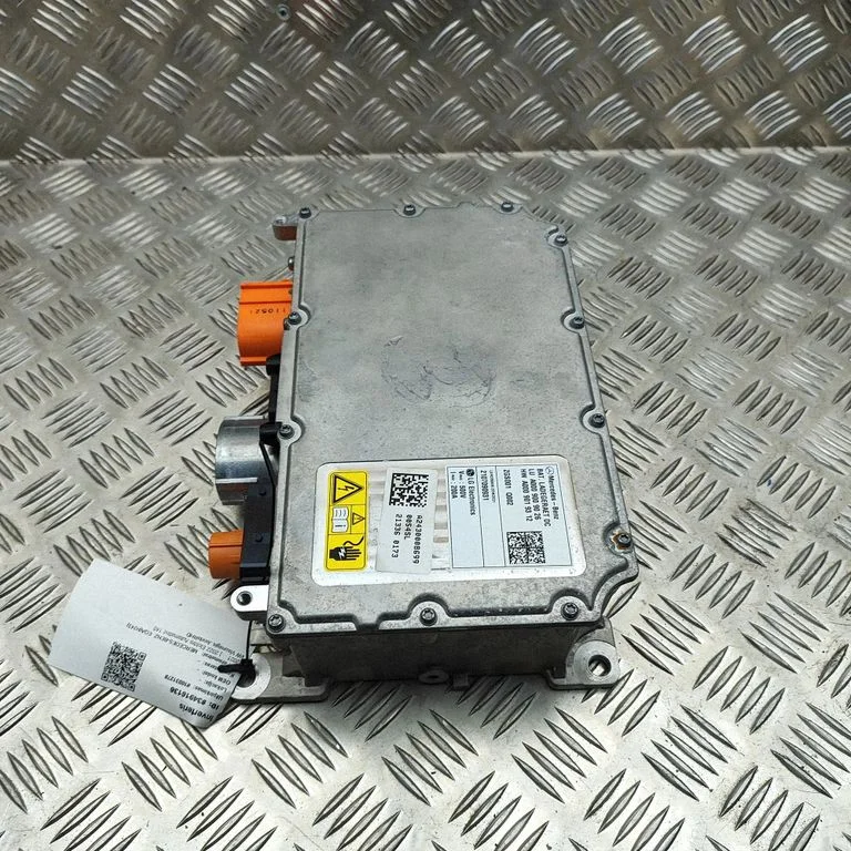 Voltage converter inverter A0009019312