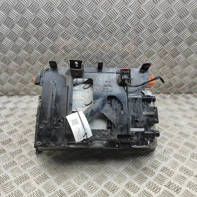 Invertors (sprieguma pārveidotājs) 1EA915684EF
