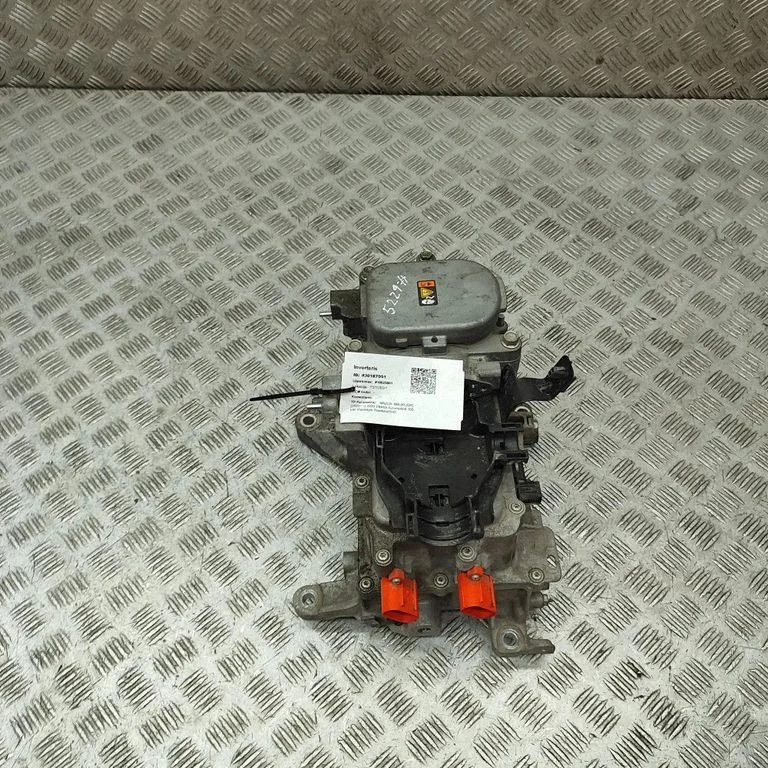 Invertors (sprieguma pārveidotājs) DN4J67V70A