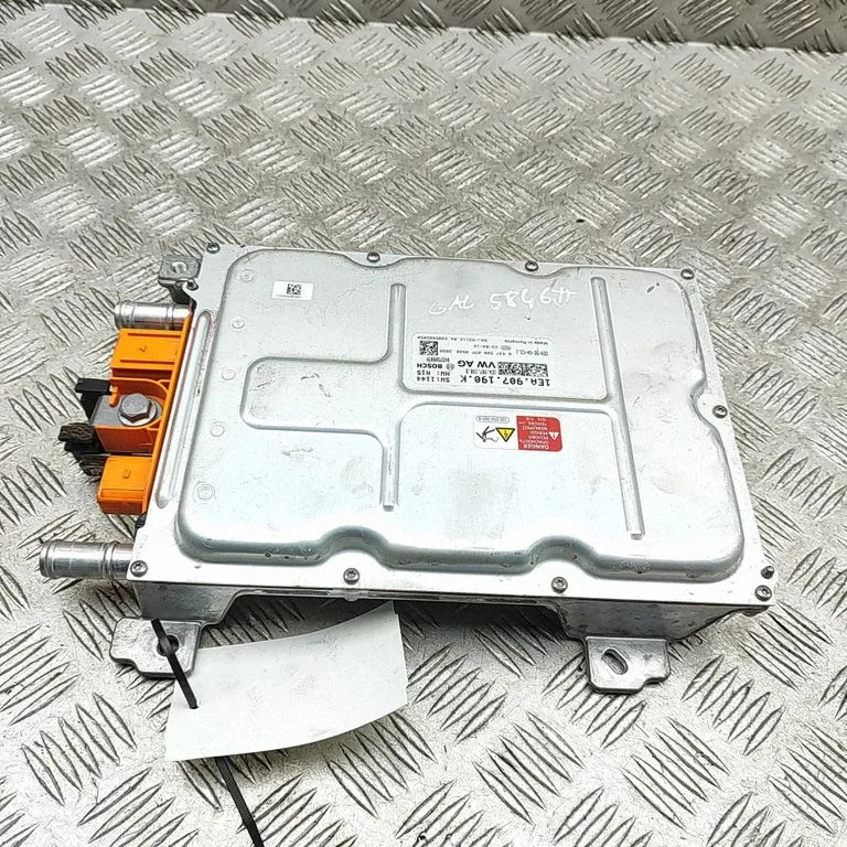 Voltage converter inverter – Skoda Enyaq iV (2020-)