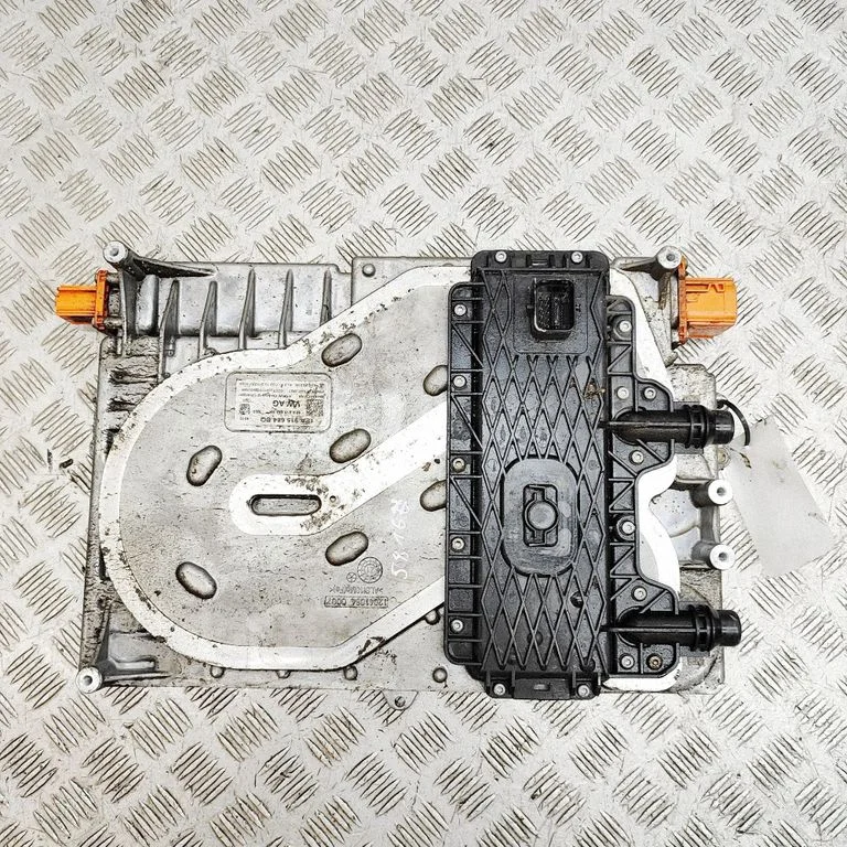 Voltage converter inverter – Skoda Enyaq iV (2020-)