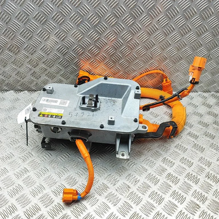 Voltage converter inverter 91958AO010