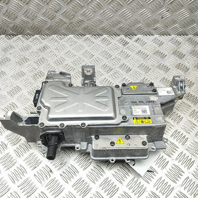 Voltage converter inverter 360100EDA8