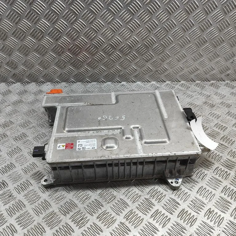 Invertors (sprieguma pārveidotājs) 364010ELA0