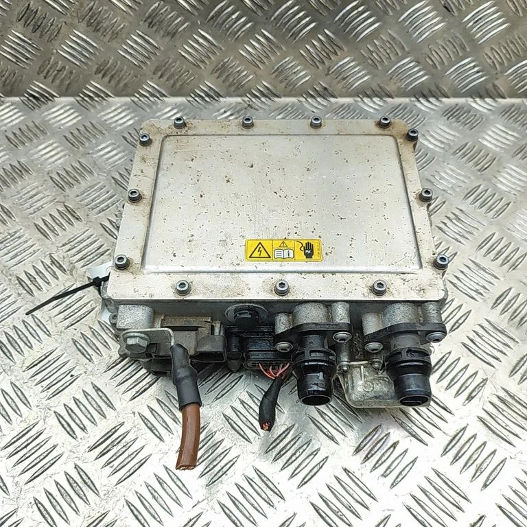 Invertors (sprieguma pārveidotājs) A0003421000