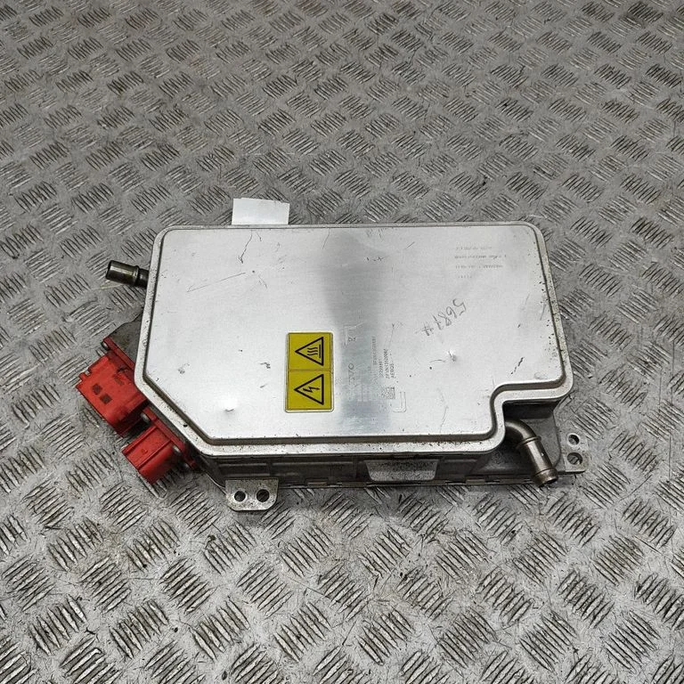Voltage converter inverter – Volvo C40 (2021-)