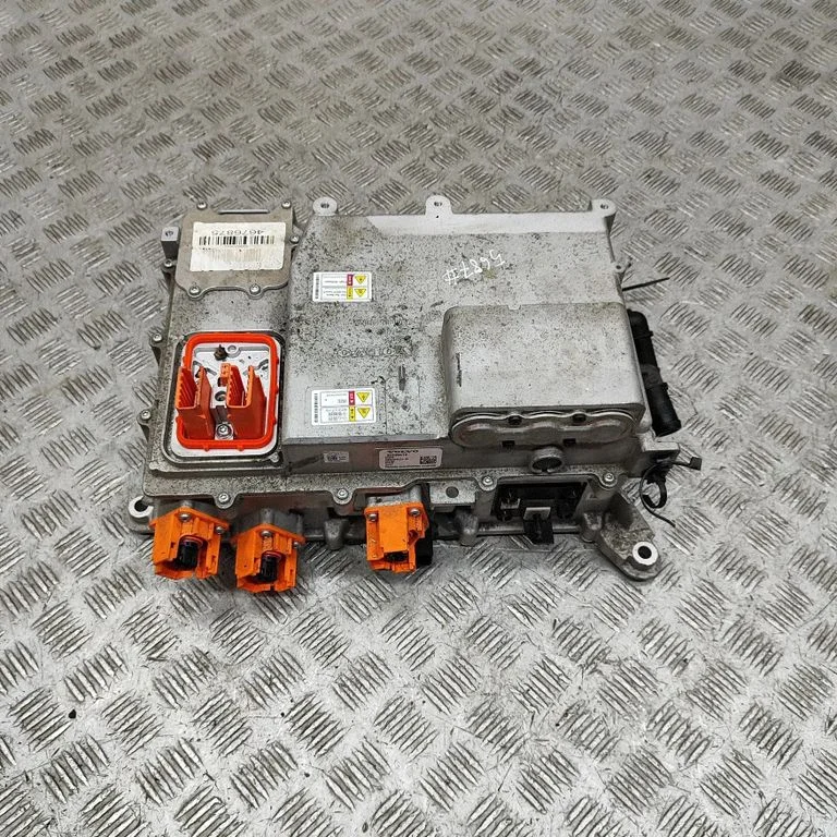 Voltage converter inverter – Volvo C40 (2021-)