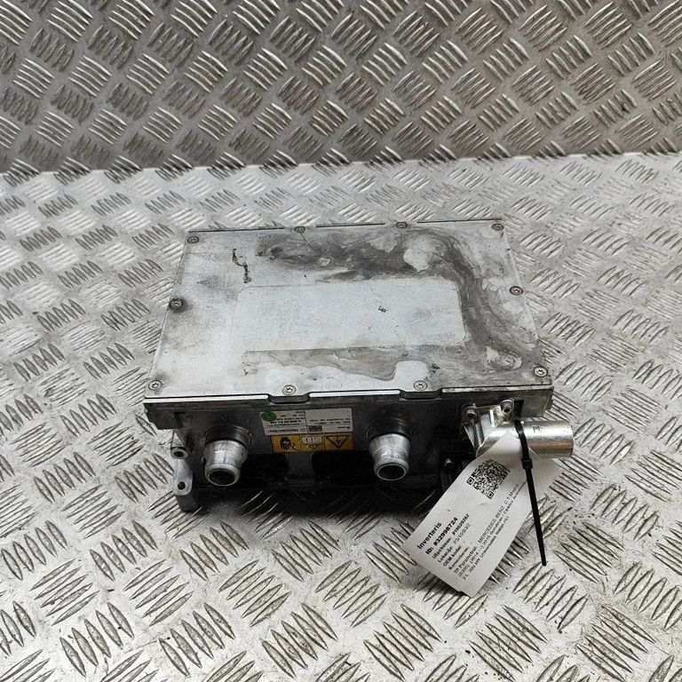 Invertors (sprieguma pārveidotājs) A0009016903