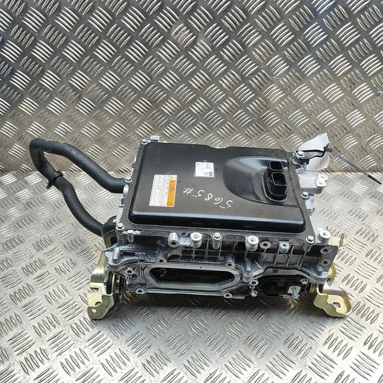 Invertors (sprieguma pārveidotājs) HU2321004510