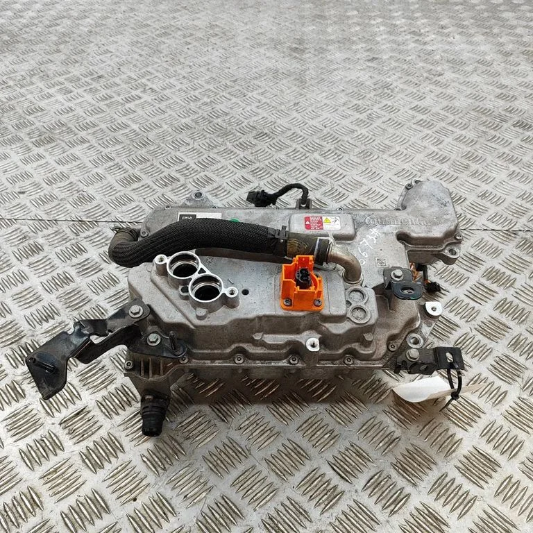 Invertors (sprieguma pārveidotājs) 9695463080