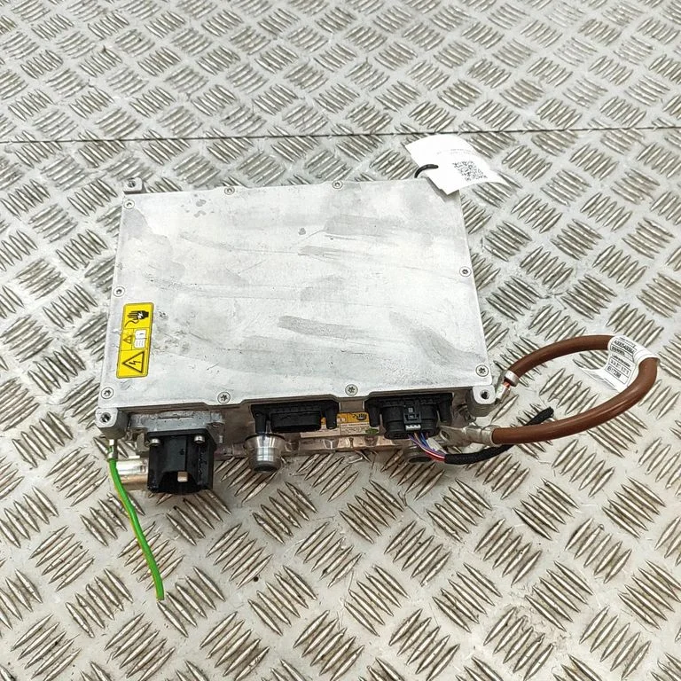 Invertors (sprieguma pārveidotājs) A0009016404