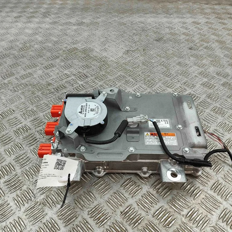 Voltage converter inverter G909047062