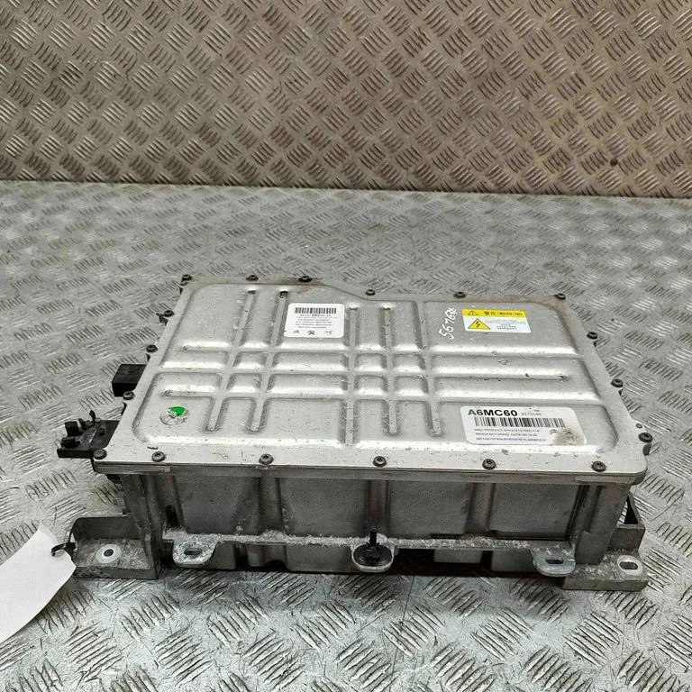 Invertors (sprieguma pārveidotājs) 9854738280