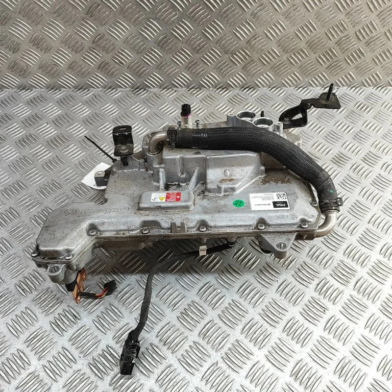 Invertors (sprieguma pārveidotājs) 9695463080