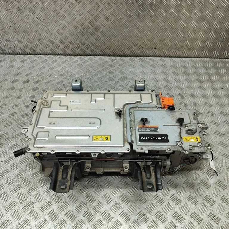 Inverter (pingemuundur) RN296A04768RA
