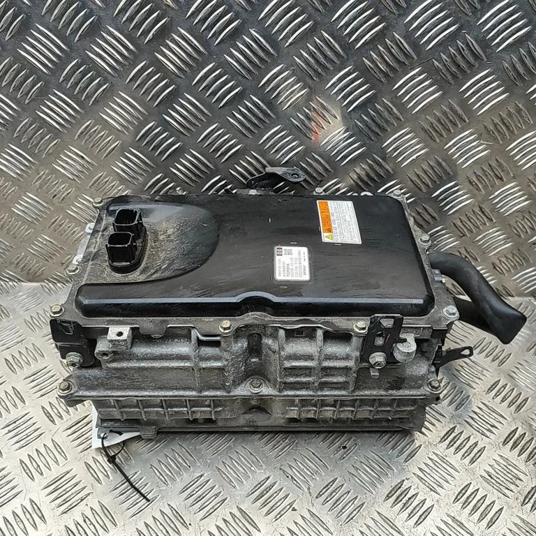 Inverter (pingemuundur) – Toyota RAV 4 (XA50) (2018-)